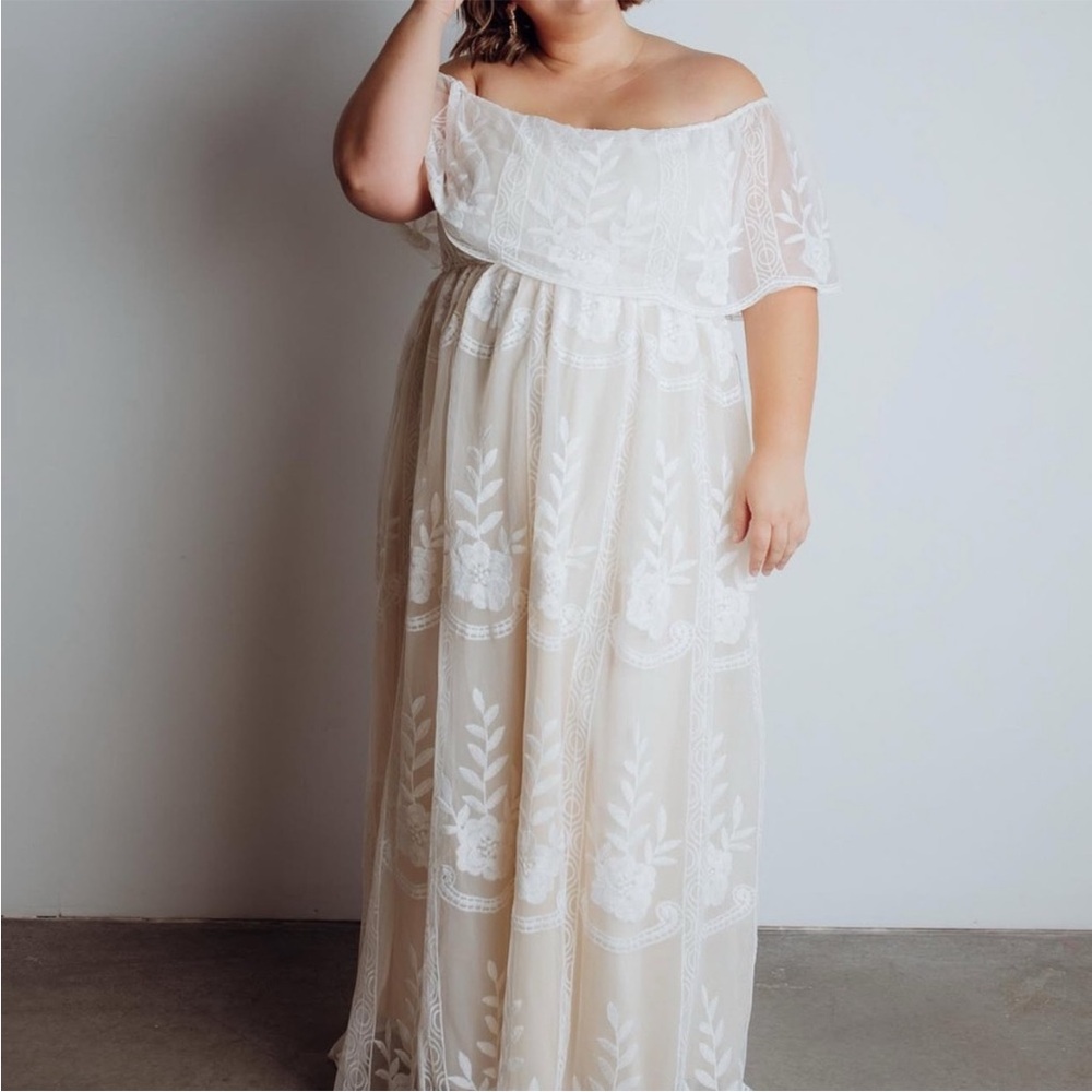 Baltic Born Strapless Lace Maxi Dress in Cream - Picture 2 of 3